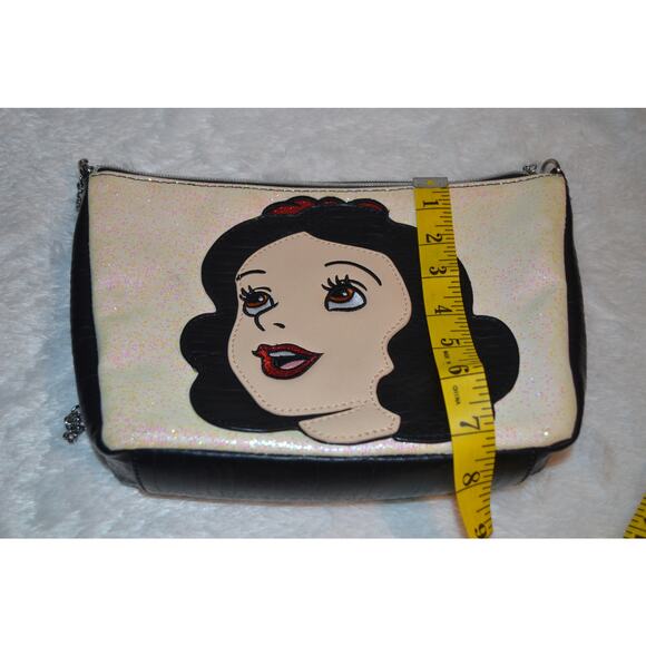 Disney Snow White & Evil Queen Double Sided Shoulder Purse Chain Shoulder Strap - Picture 6 of 6